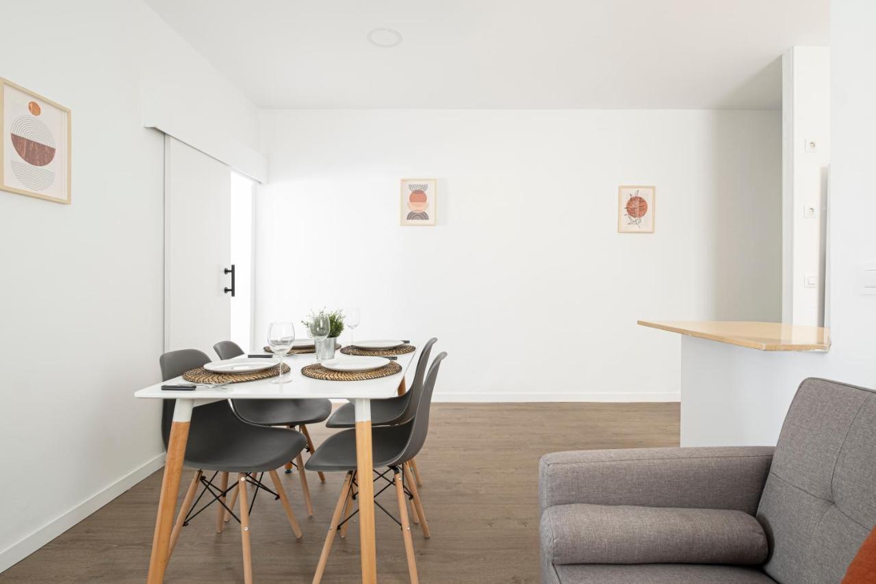 Apartment Beach Picasso Sant Adrià de Besòs Exteriör bild