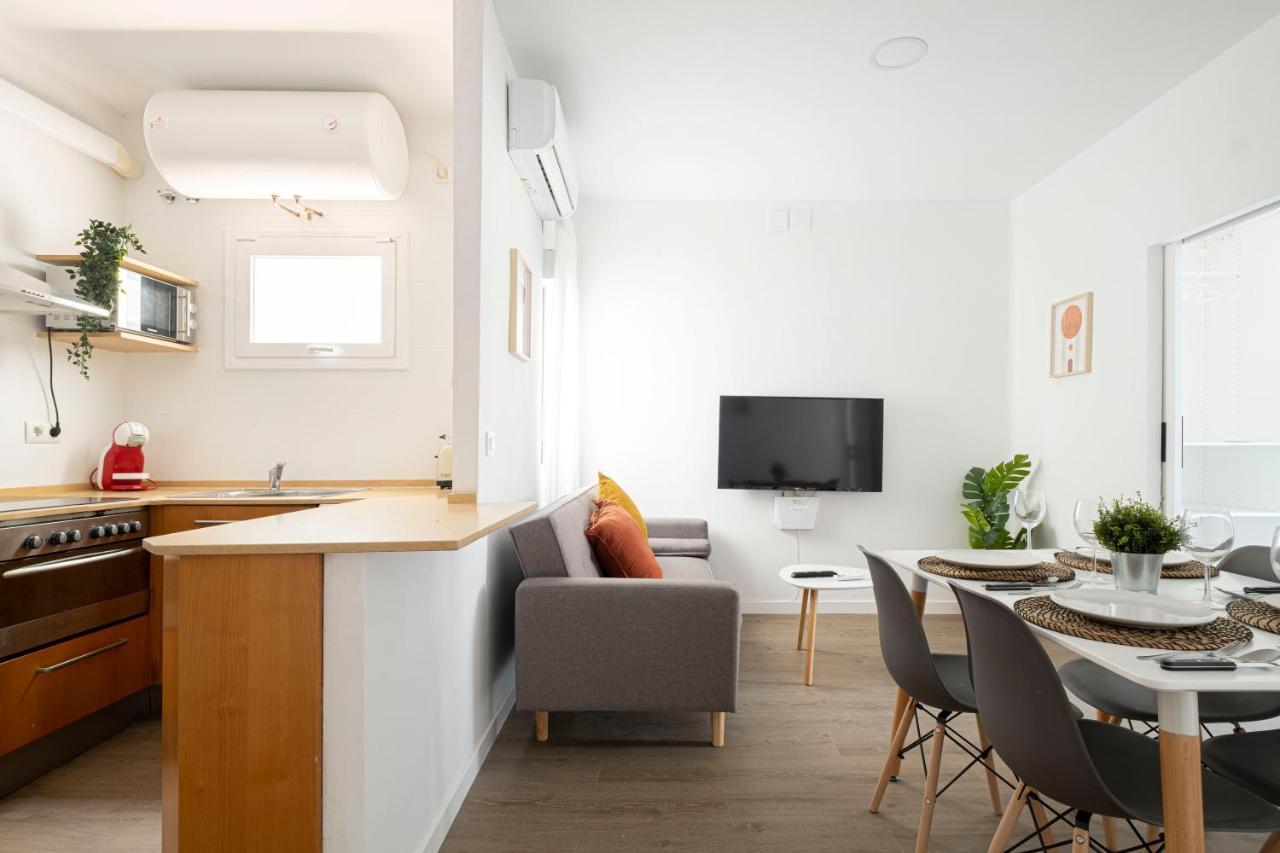 Apartment Beach Picasso Sant Adrià de Besòs Exteriör bild